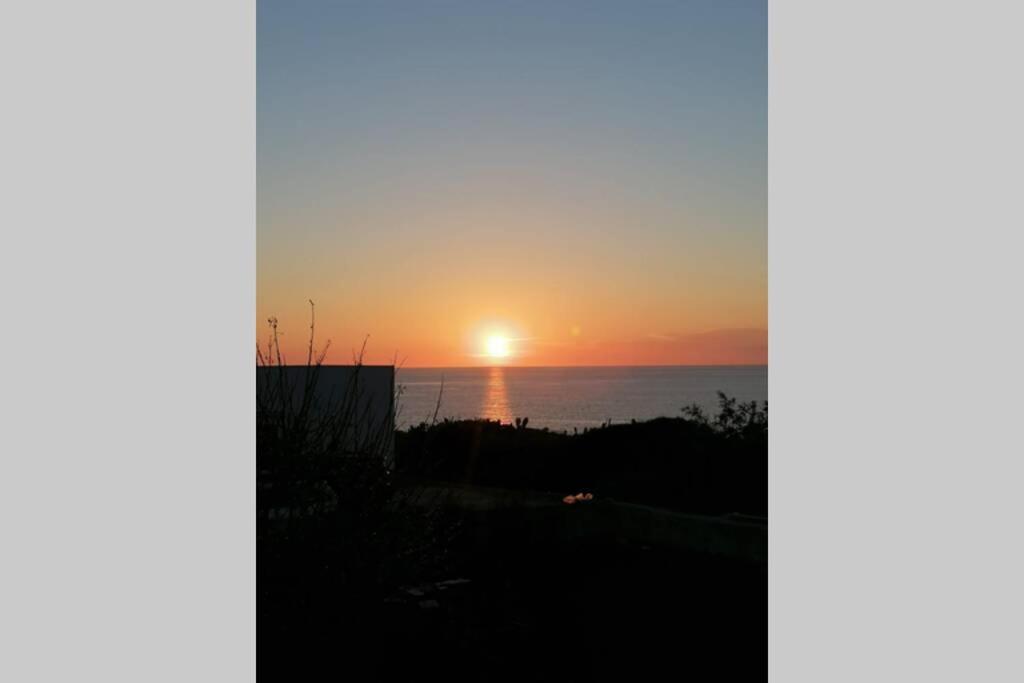 Open Space A Due Passi Dal Mare Isola di Ustica Luaran gambar